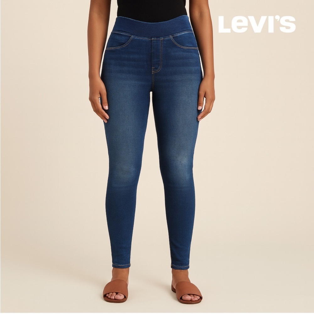 Red Label Levi's Women’s Size 12 Pull-On Skinny Jeans